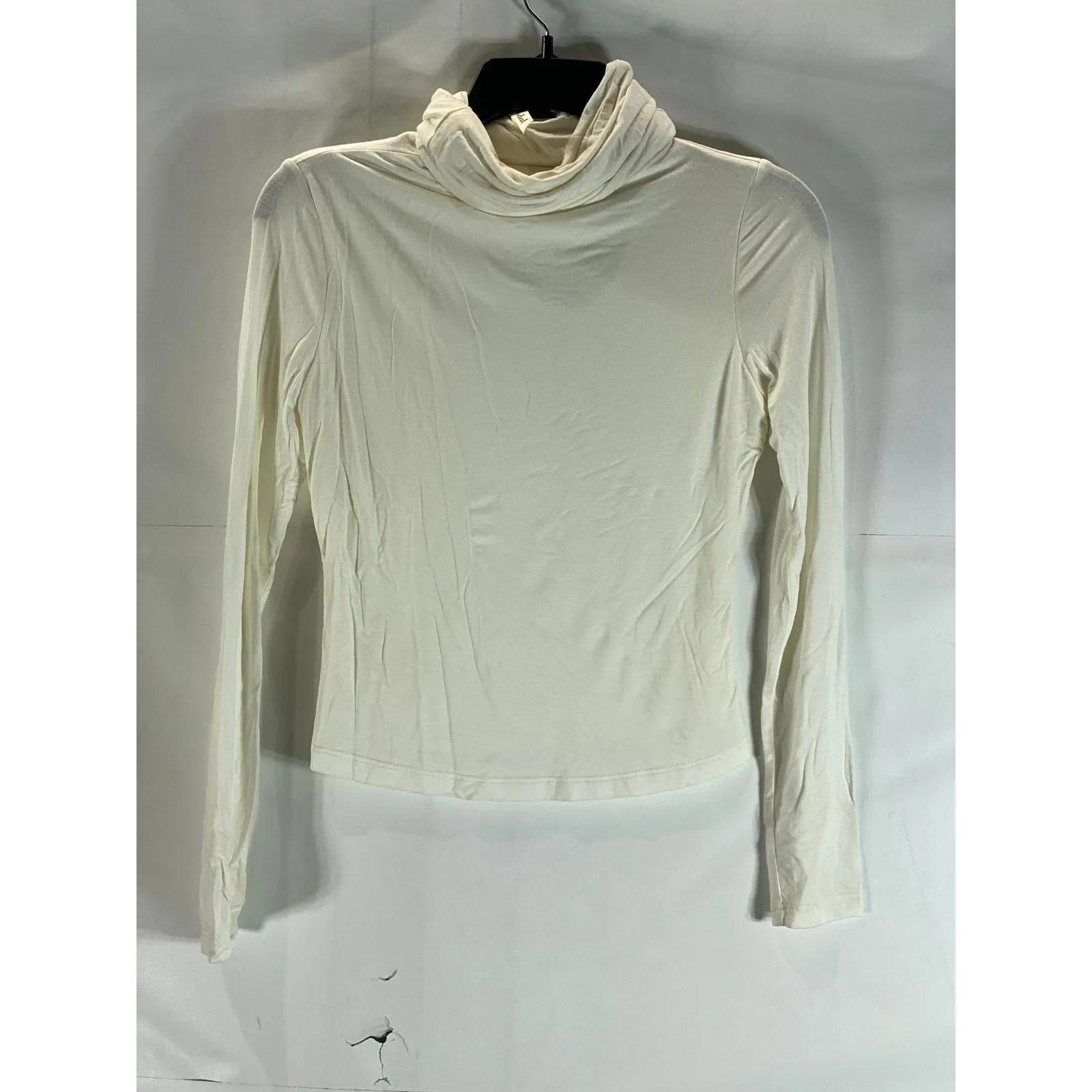 FINAL TOUCH Women's Beige Solid Long Sleeve Pullover Turtleneck Top SZ S