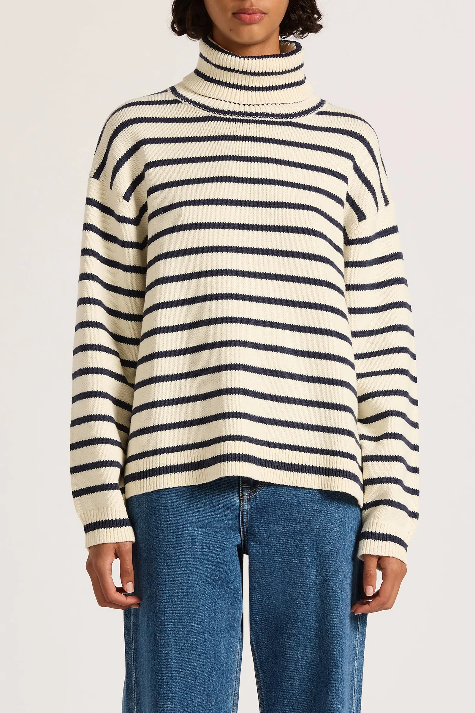 KAI TURTLENECK