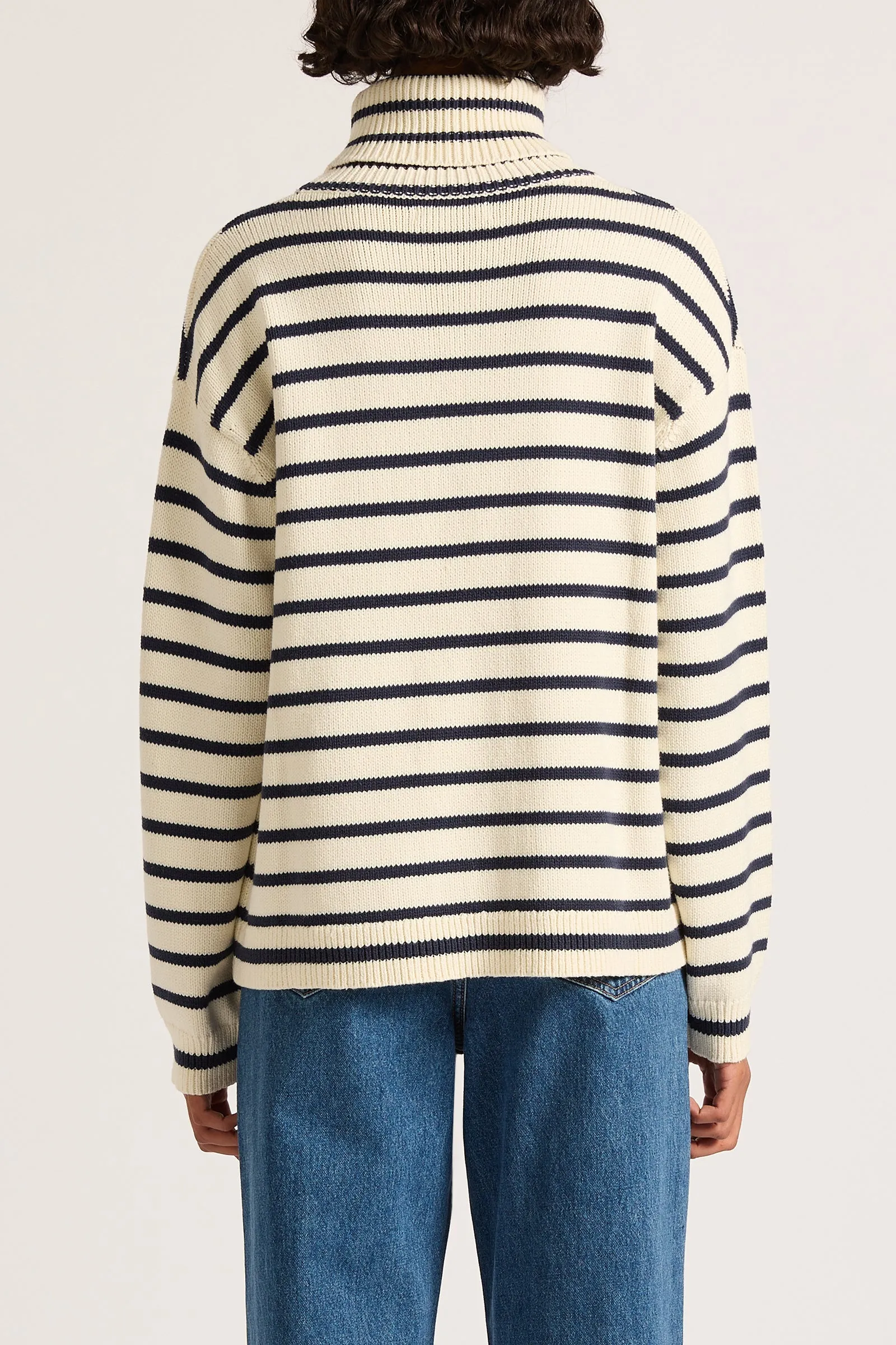 KAI TURTLENECK