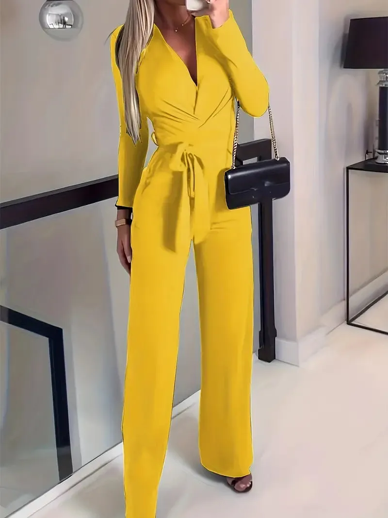 Lotti - Slim elegance wijd uitlopende riem met V-hals jumpsuit